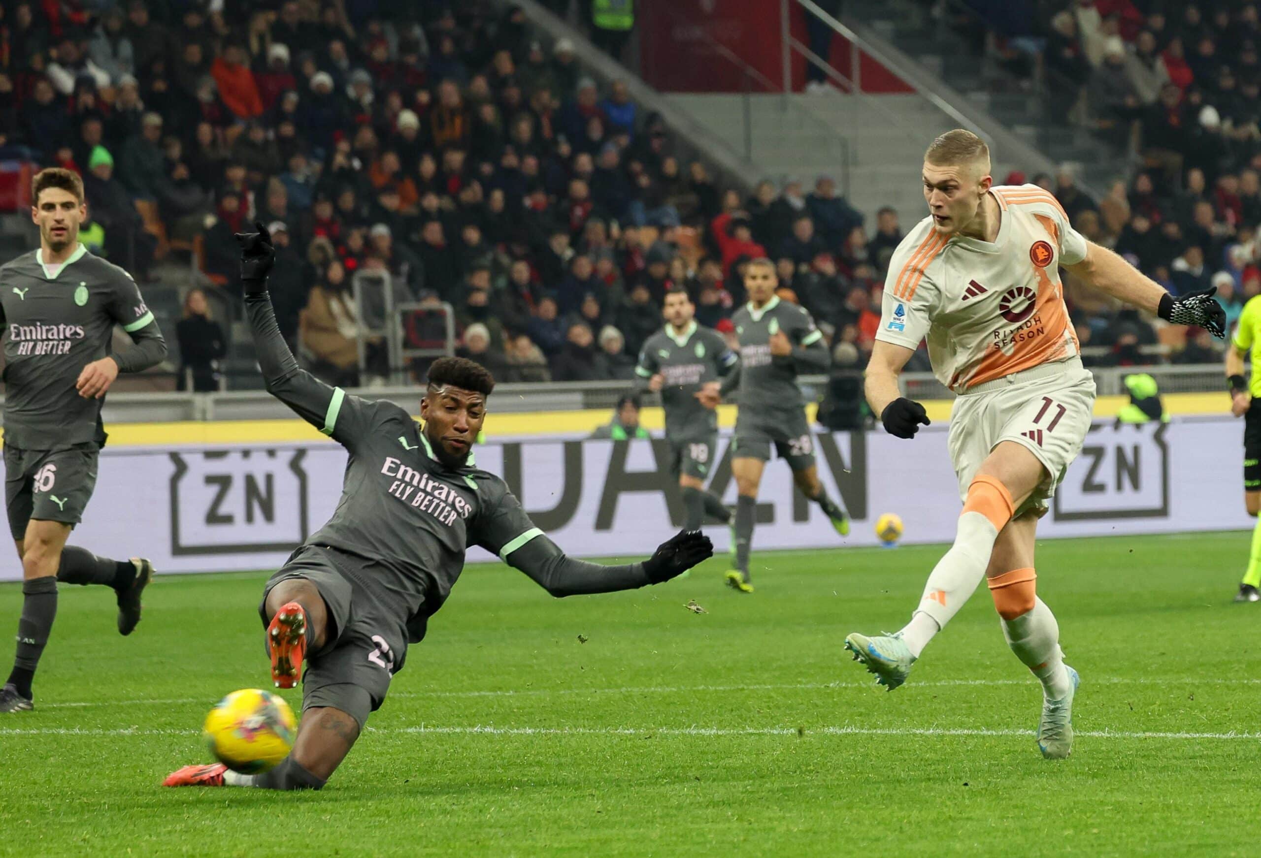 serie a annunciata la programmazione del 37 turno romamilan domenica alle 20 45 da Sololaroma.it serie a annunciata la programmazione del 37 turno romamilan domenica alle 20 45