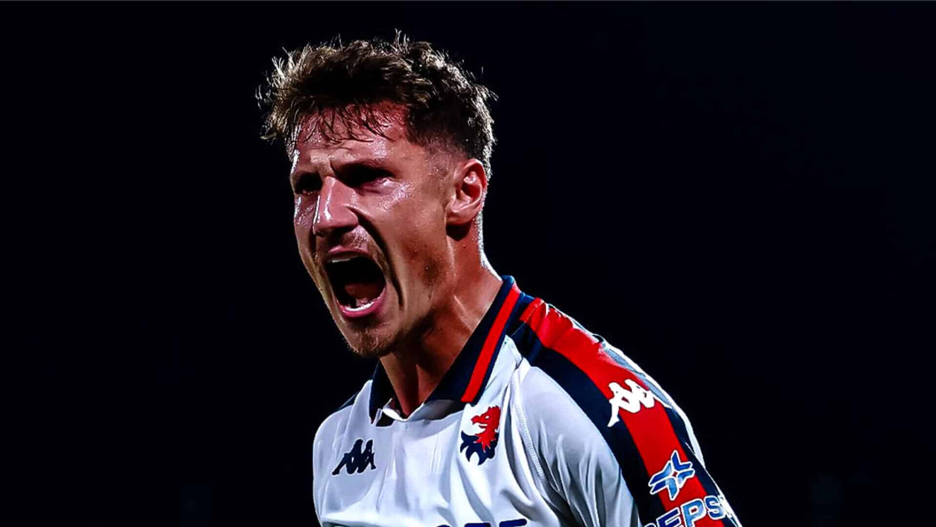 Esultanza di Pinamonti con il Genoa