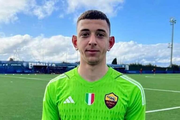 Marcaccini con la maglia della Roma