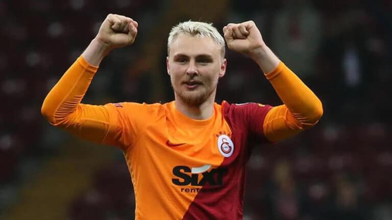 Nelsson con la maglia del Galatasaray