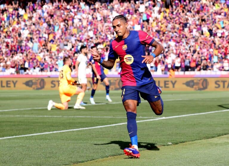 Raphinha con la maglia del Barcellona