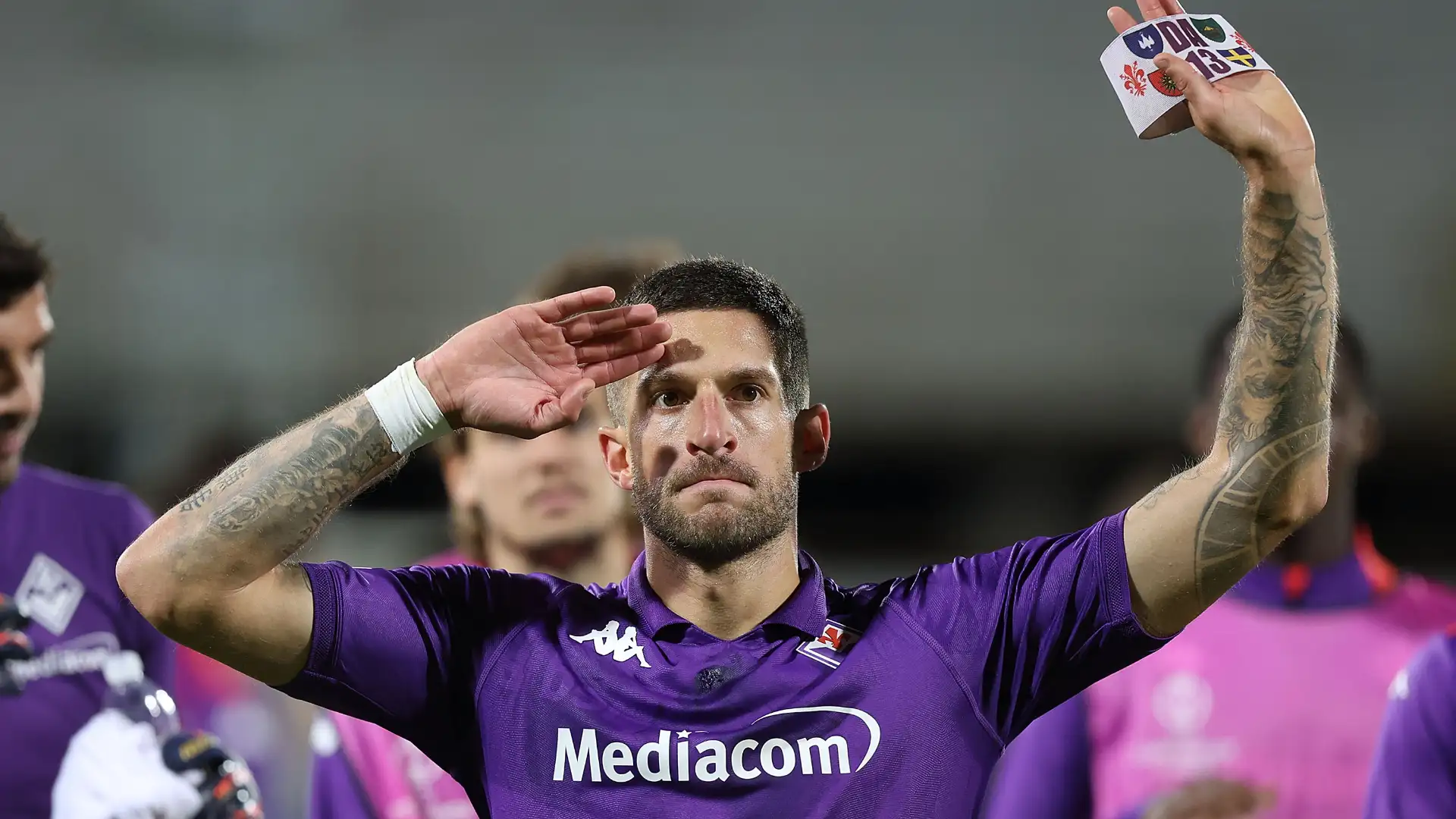 Cristiano Biraghi con la maglia della Fiorentina