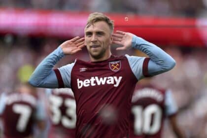 Bowen con la maglia del West Ham