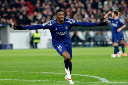 Ousmane Dembélé con la maglia del PSG