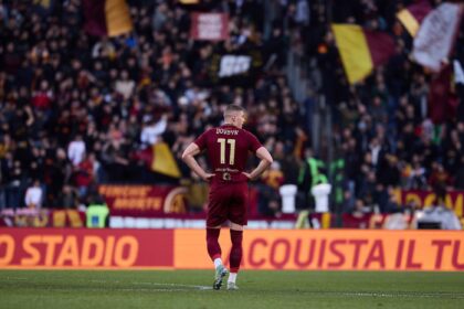 Artem Dovbyk con la maglia della Roma