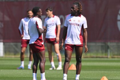 Abdulhamid e Koné a Trigoria durante l'allenamento