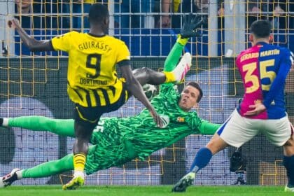 Guirassy e Szczesny in Borussia Dortmund-Barcellona