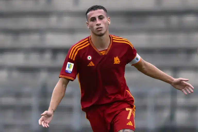 Luigi Cherubini con la maglia della Roma