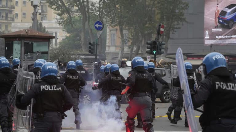 Scontri nelle strade della capitale prima del derby