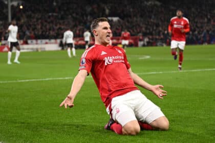 Wood con la maglia del Nottingham Forest
