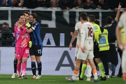 Atalanta-Roma, invasione di campo