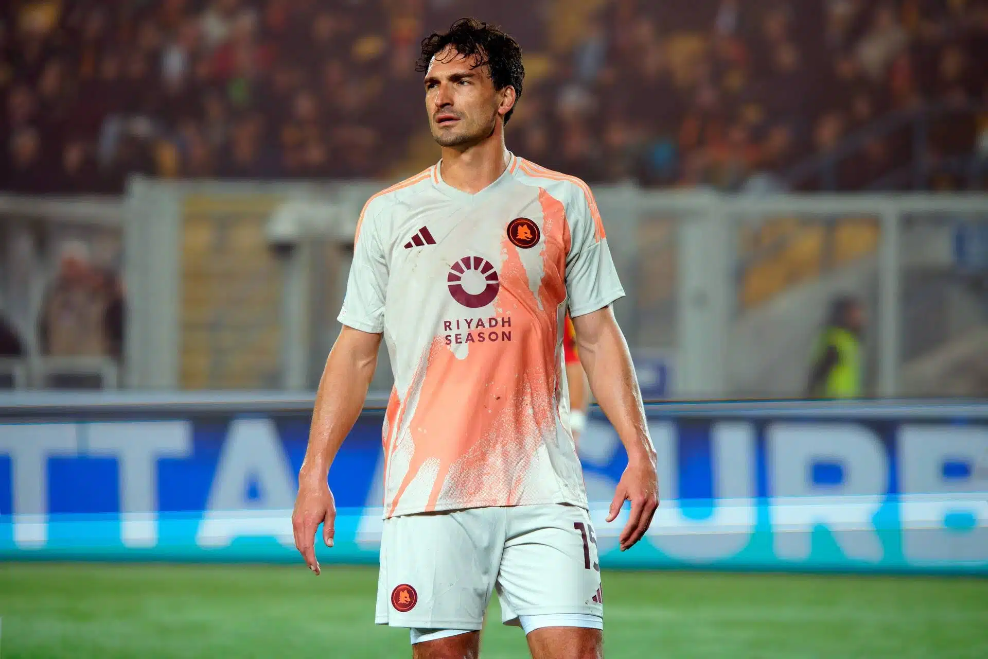Roma, Hummels sui social: “La vita da 5° in classifica è molto bella” Roma, Hummels sui social: “La vita da 5° in classifica è molto bella”