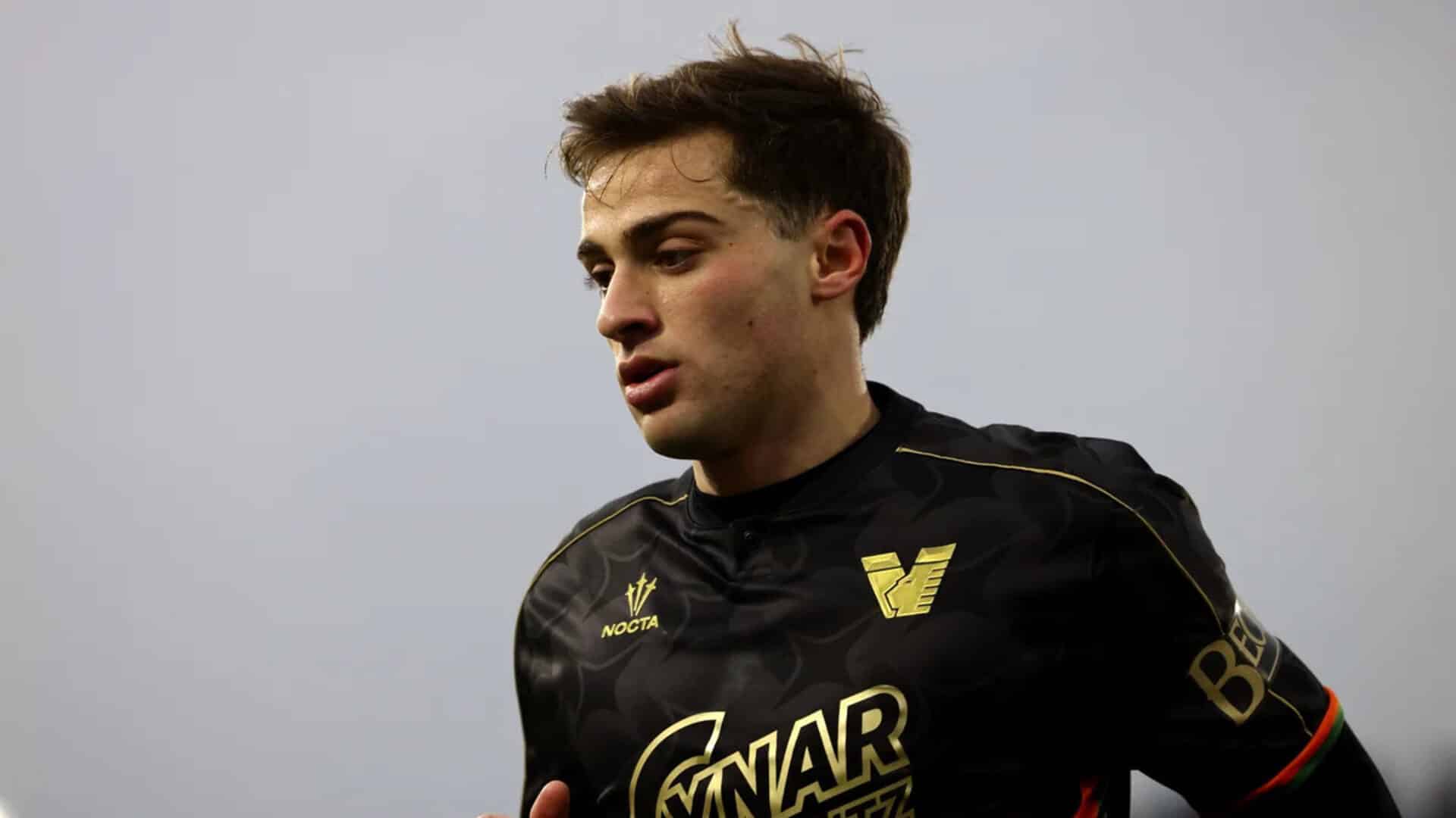 Oristanio con la maglia del Venezia