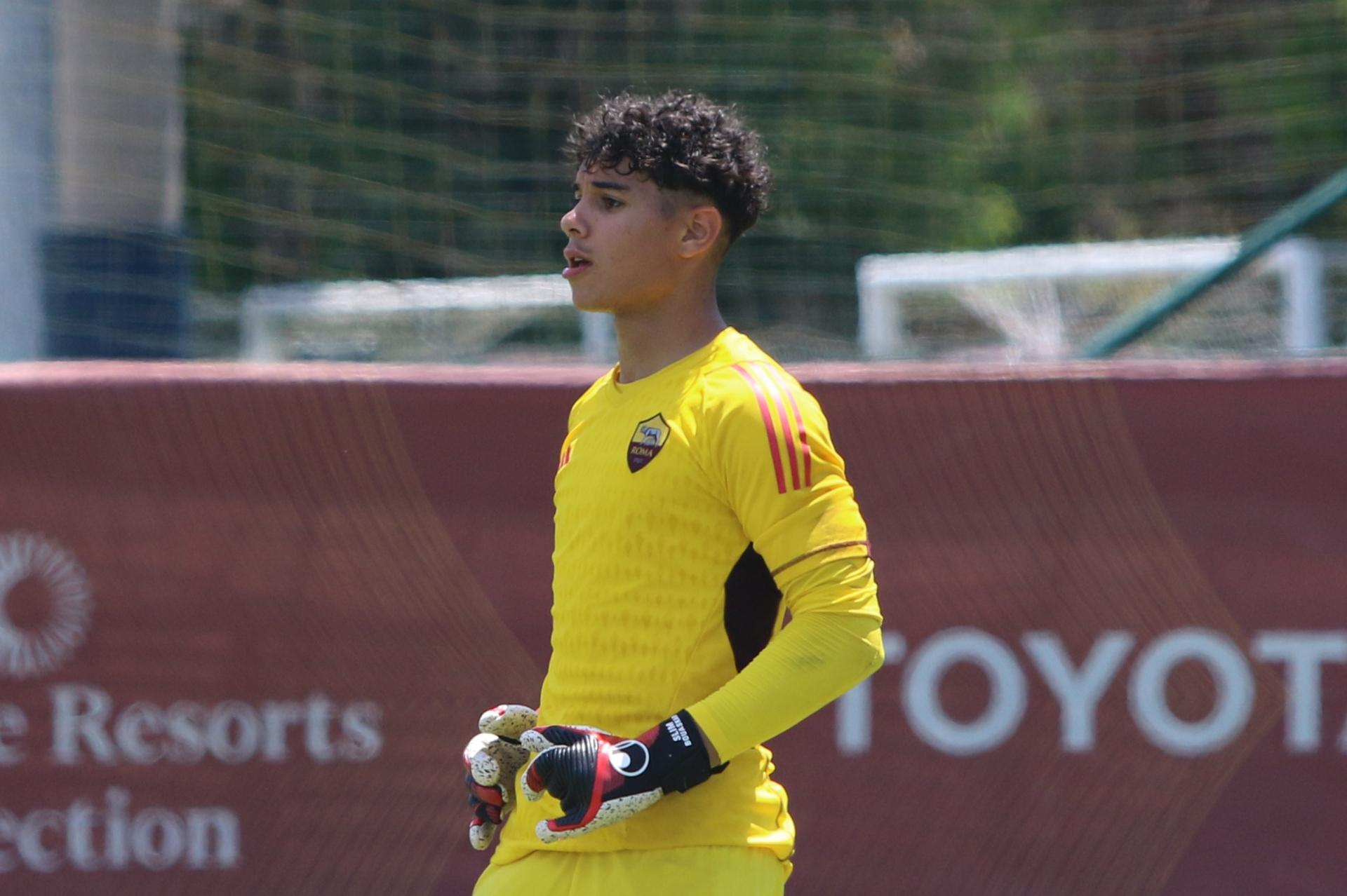 settore giovanile fatta per il rinnovo di bouaskar ufficiale miguel romero corredora