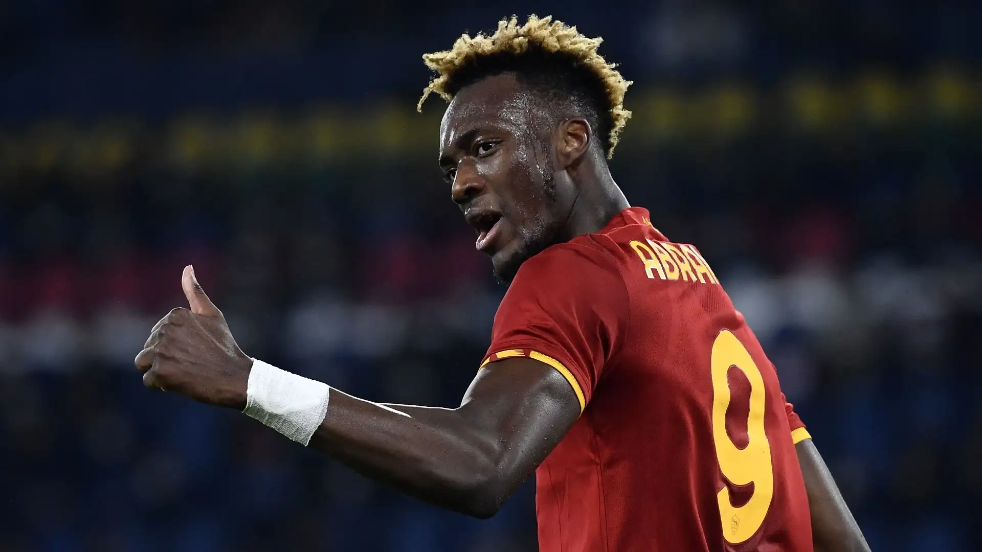 Mercato Roma, Abraham sulla lista partenti: Mikautadze nei pensieri di Massara Mercato Roma, Abraham sulla lista partenti: Mikautadze nei pensieri di Massara