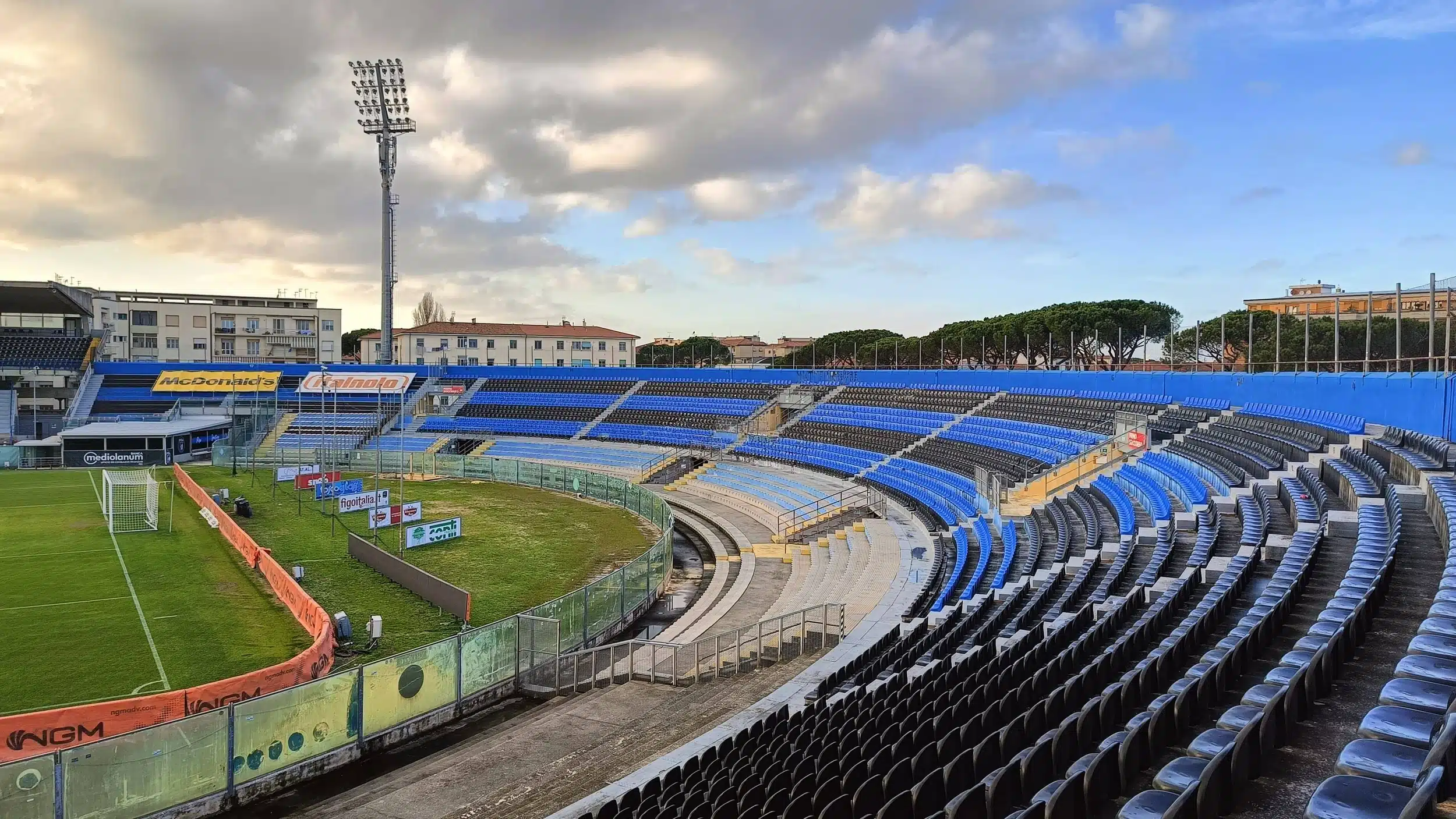Pisa Roma, dubbi riguardo l’Arena Garibaldi: lavori in corso per le modifiche dell’impianto Pisa Roma, dubbi riguardo l’Arena Garibaldi: lavori in corso per le modifiche dell’impianto