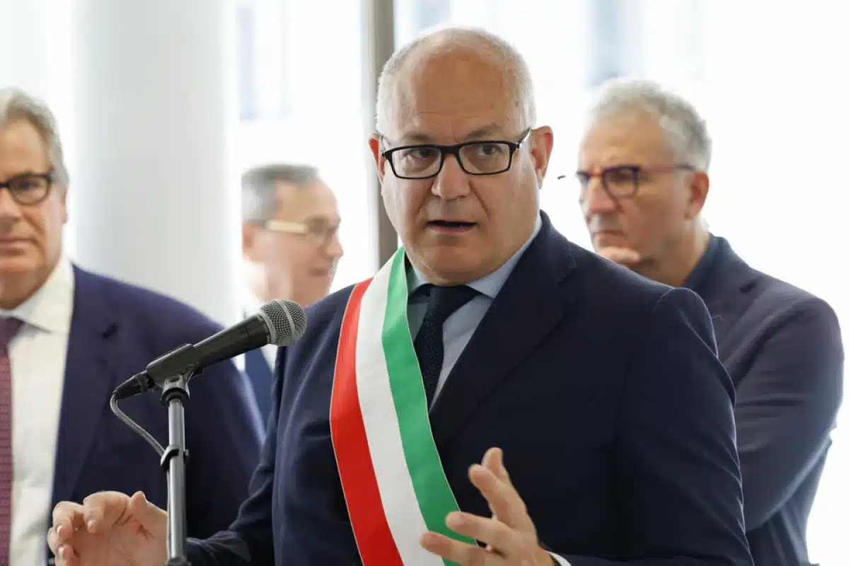 Il sindaco di Roma Roberto Gualtieri durante un intervento sul Giubileo dei Giovani 2025
