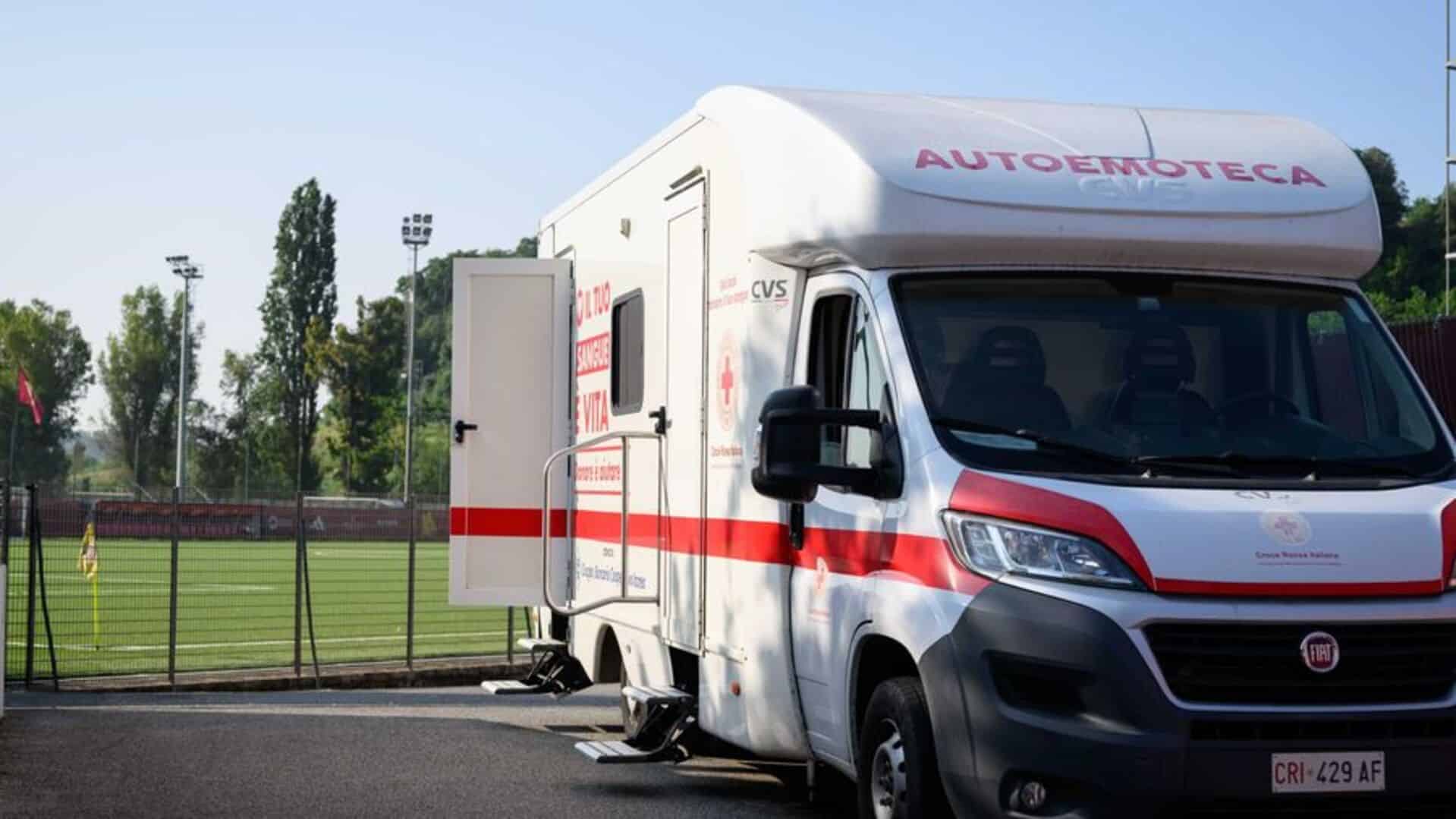 Trigoria, i dipendenti della Roma donano nella giornata del Donatore del Sangue Trigoria, i dipendenti della Roma donano nella giornata del Donatore del Sangue