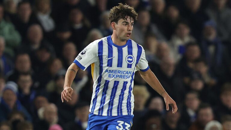 Matt O'Riley, Brighton
