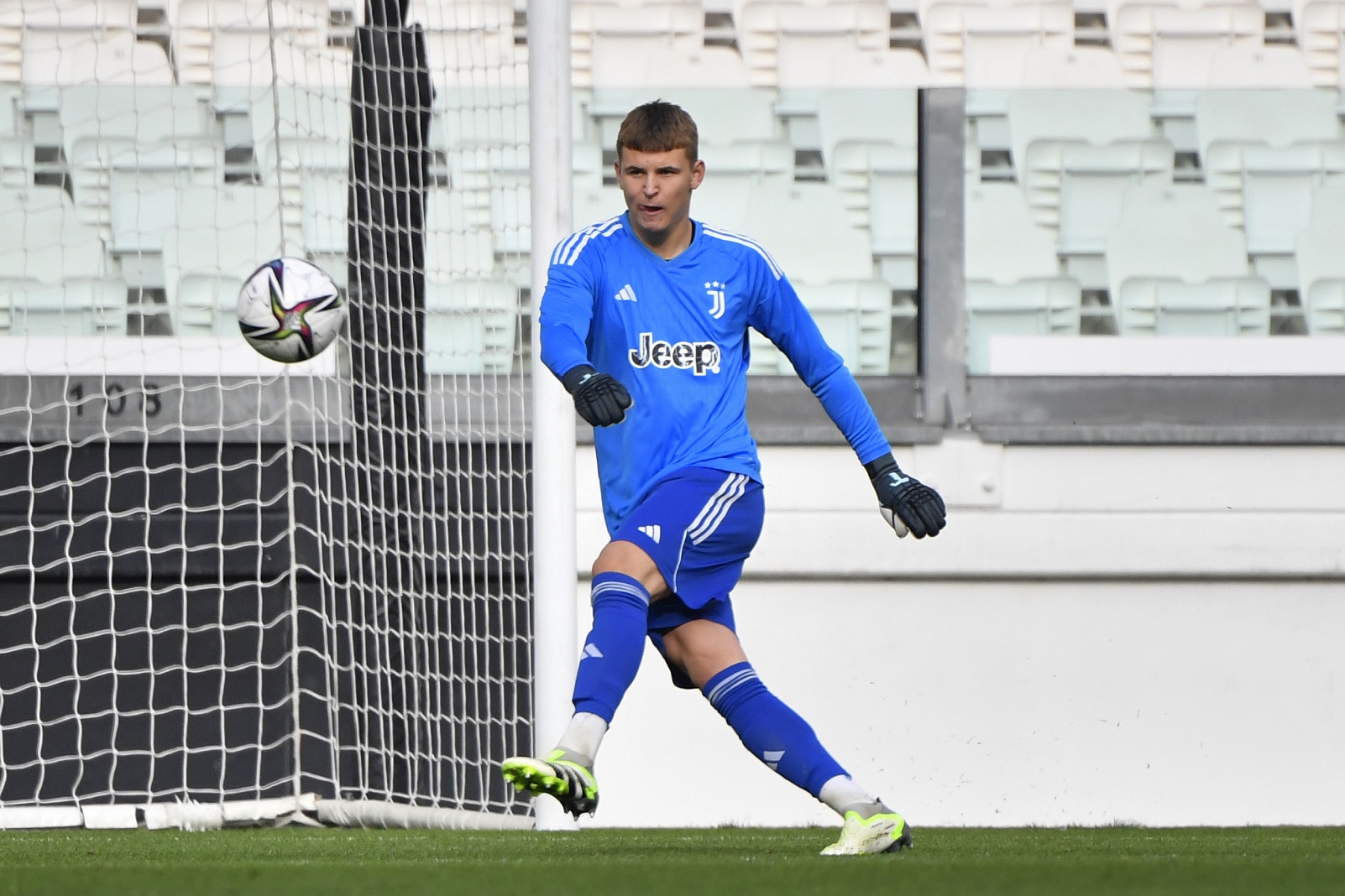 Roma, preso il portiere del futuro: dalla Juventus U20 arriva Zelezny Roma, preso il portiere del futuro: dalla Juventus U20 arriva Zelezny