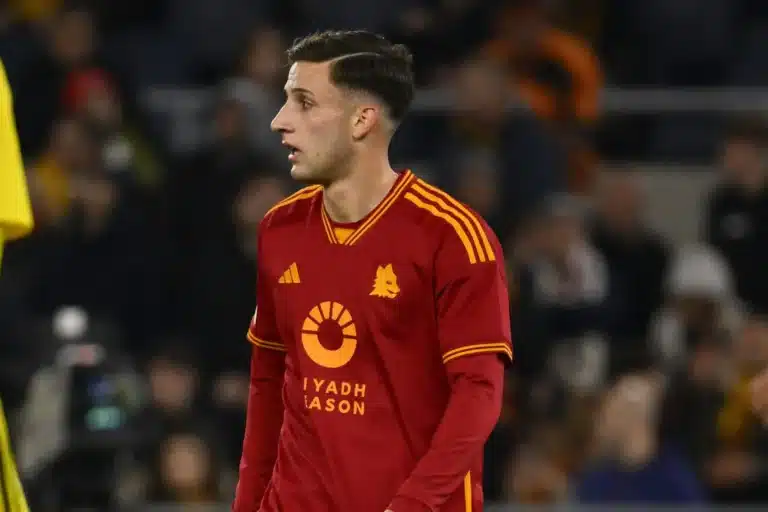 Riccardo Pagano con la maglia della Roma