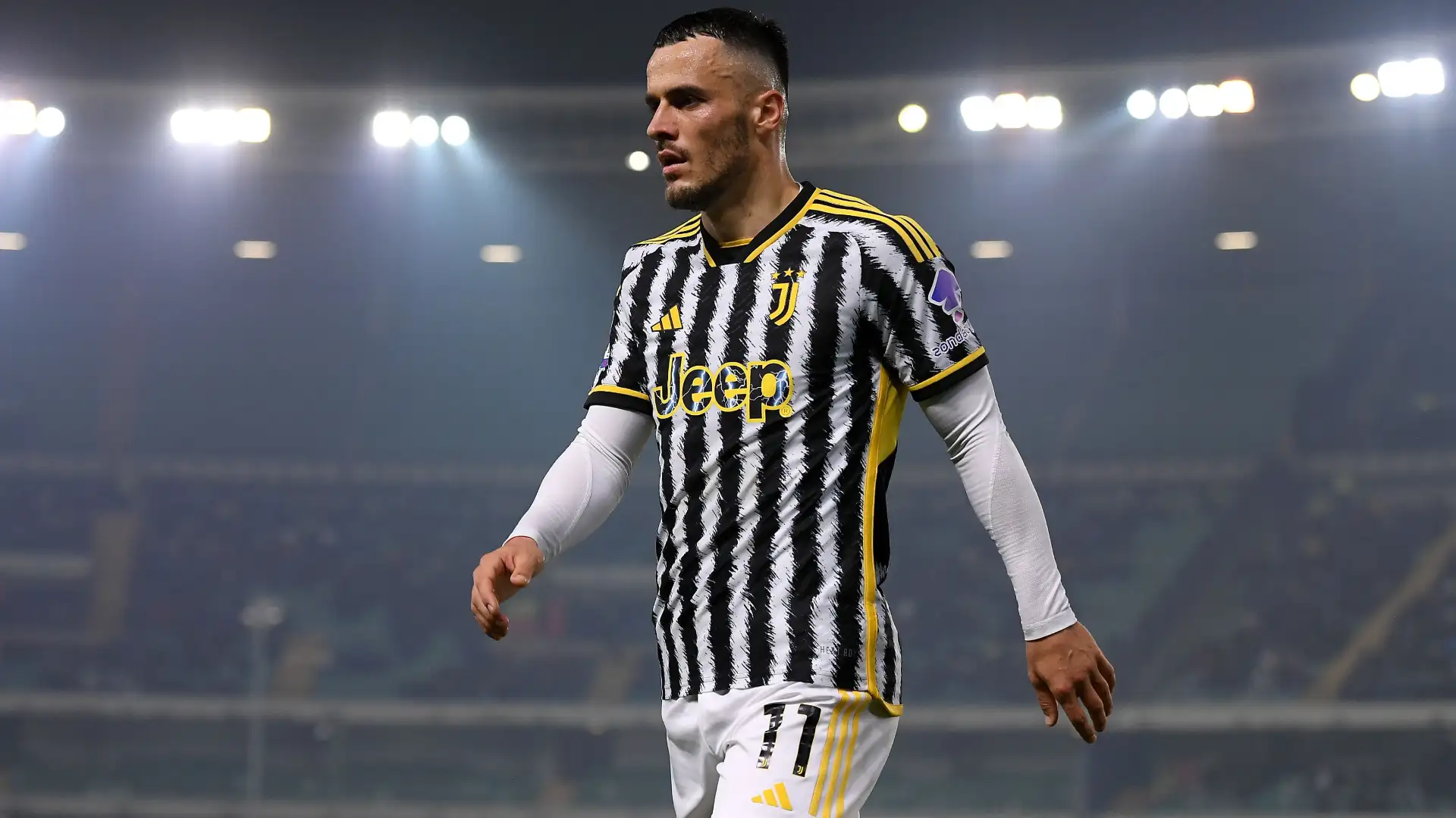 Filip Kostic con la maglia della Juventus
