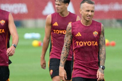 Angelino in allenamento a Trigoria