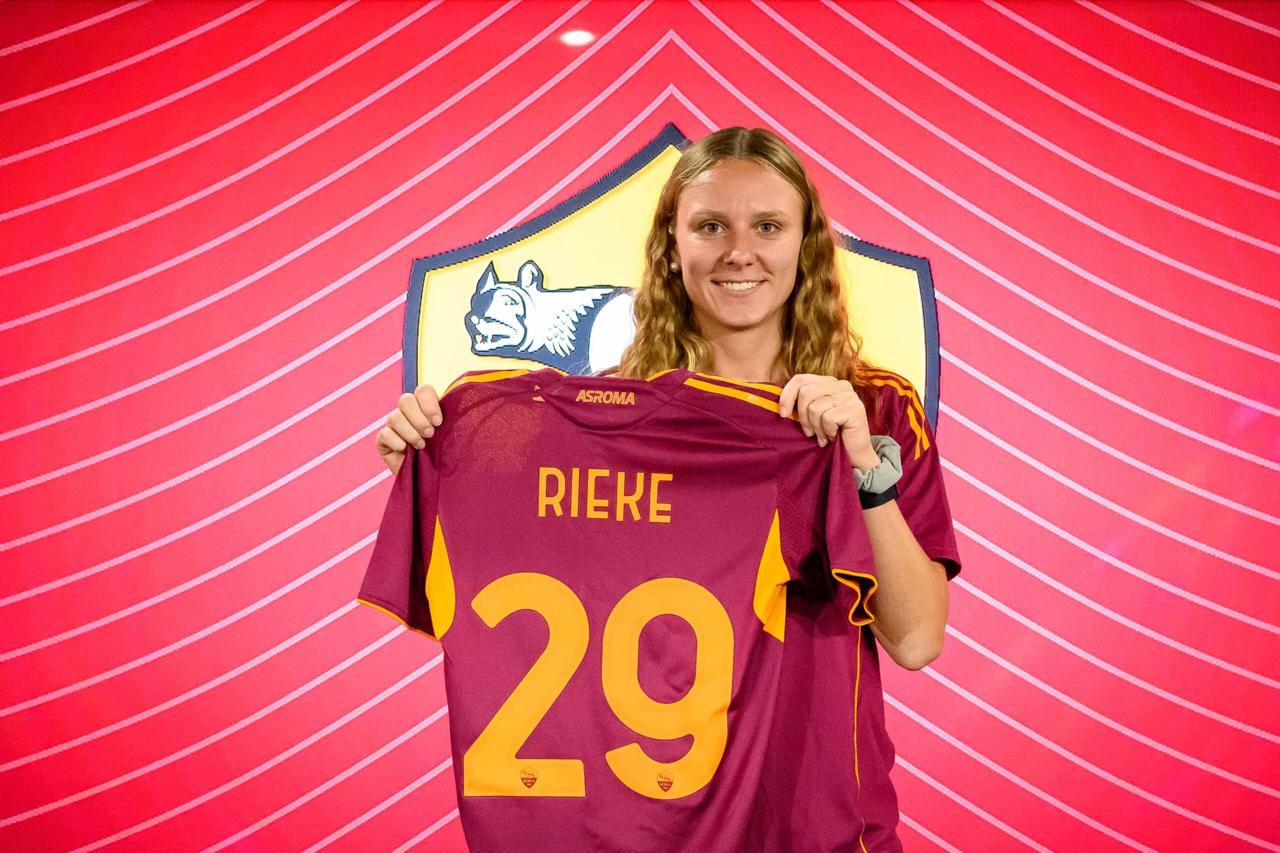 Roma femminile, dopo Babajide ecco Rieke: “Felice di essere qui” Roma femminile, dopo Babajide ecco Rieke: “Felice di essere qui”