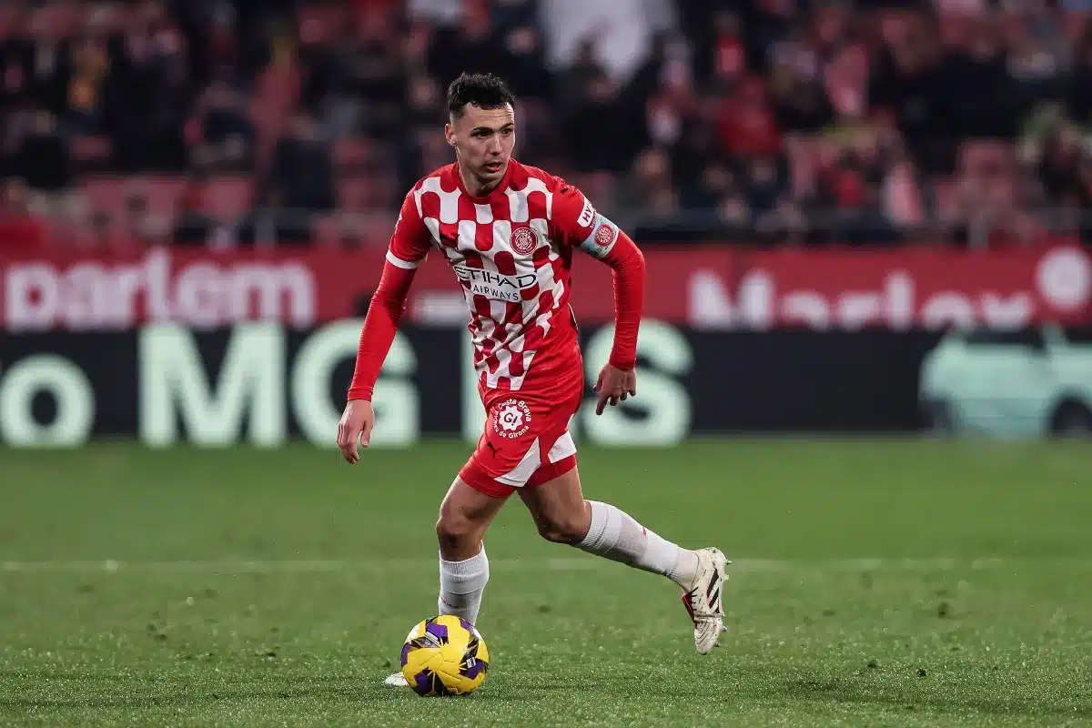 Calciomercato Roma, idea Arnau Martinez per la fascia destra: Massara valuta il colpo dal Girona Calciomercato Roma, idea Arnau Martinez per la fascia destra: Massara valuta il colpo dal Girona