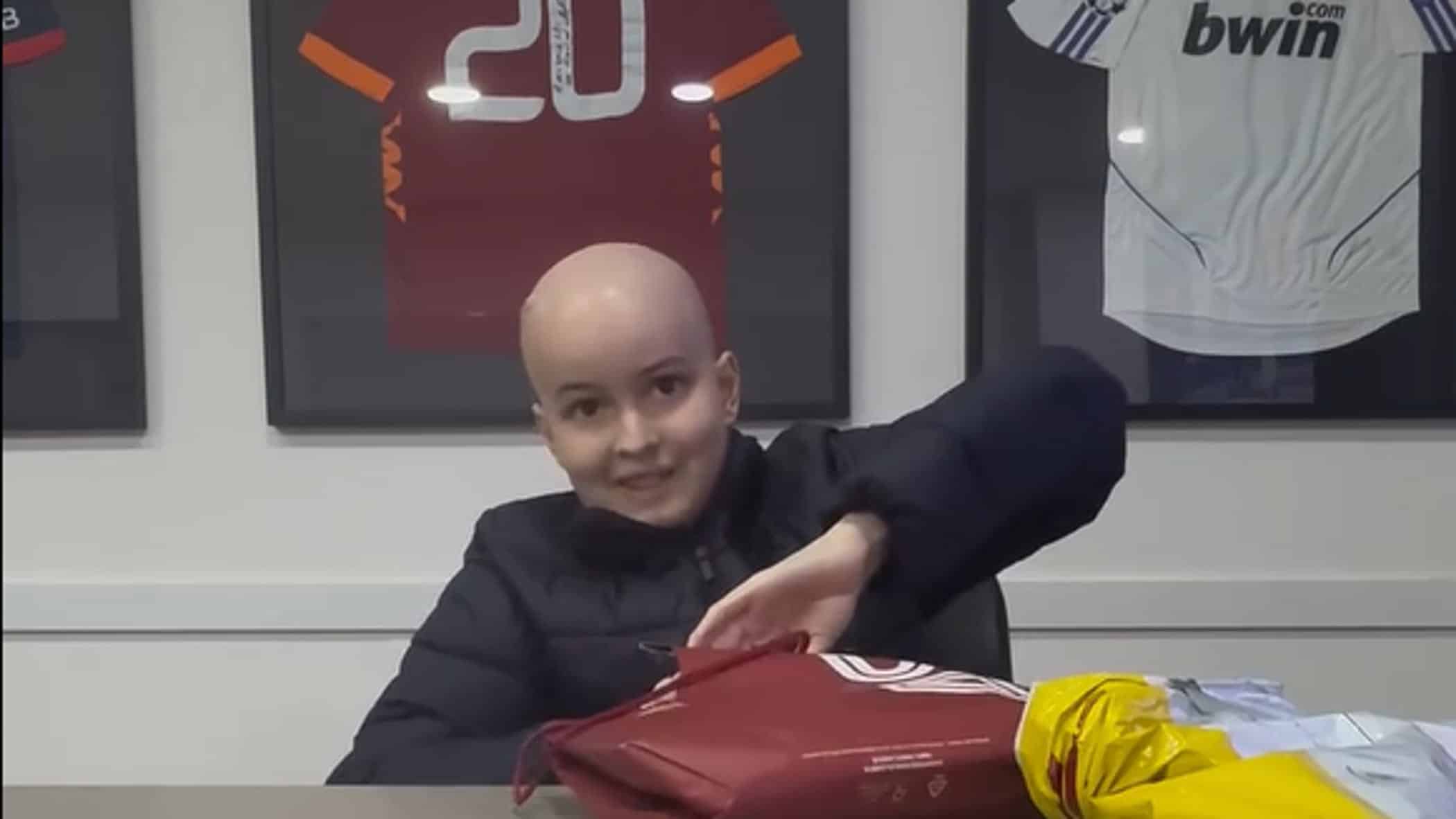 Lutto per Julio Sergio, addio al figlio Enzo: aveva 15 anni Lutto per Julio Sergio, addio al figlio Enzo: aveva 15 anni
