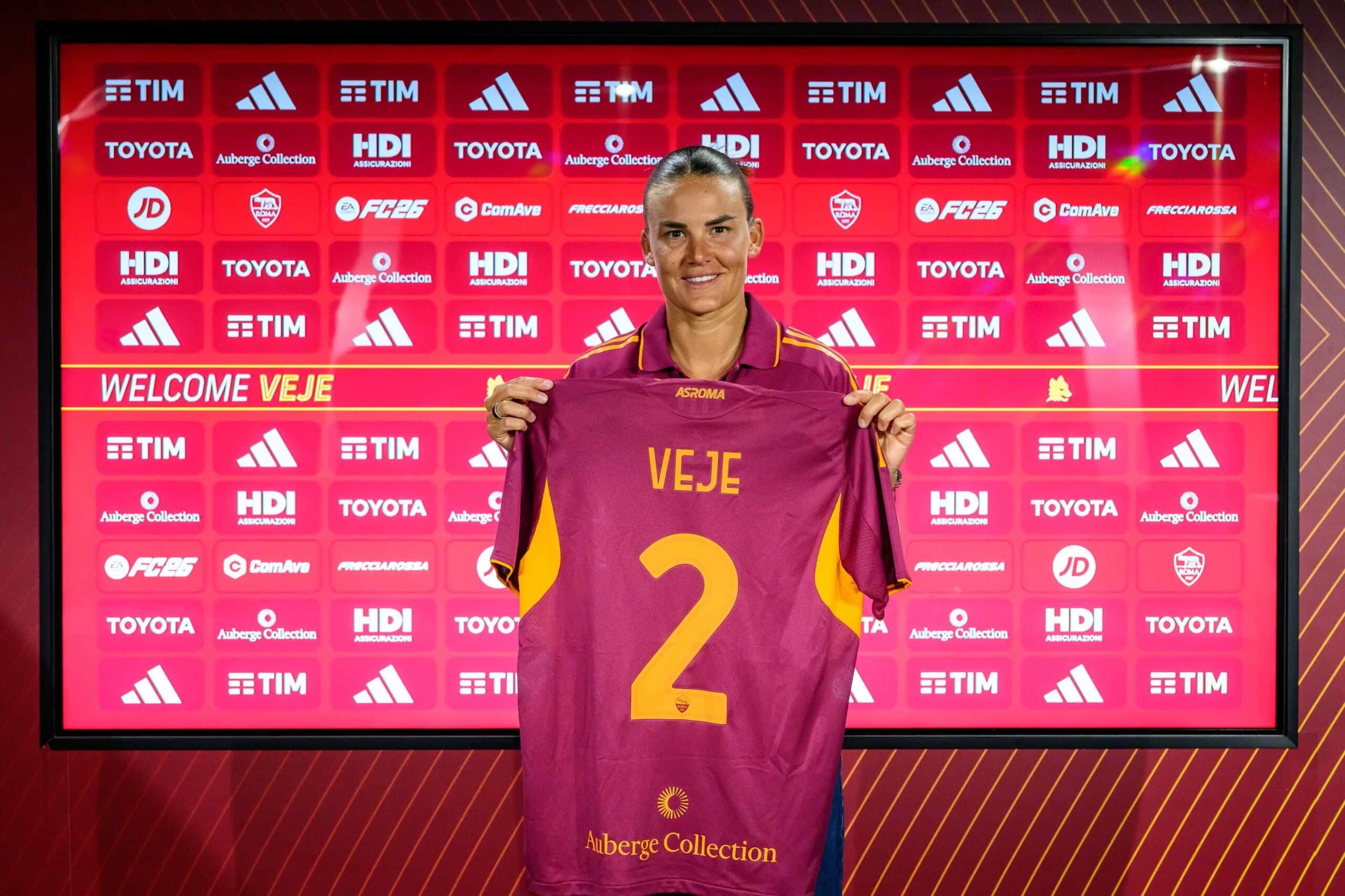 roma femminile ufficiale l8217arrivo di veje il post linari 232 servito