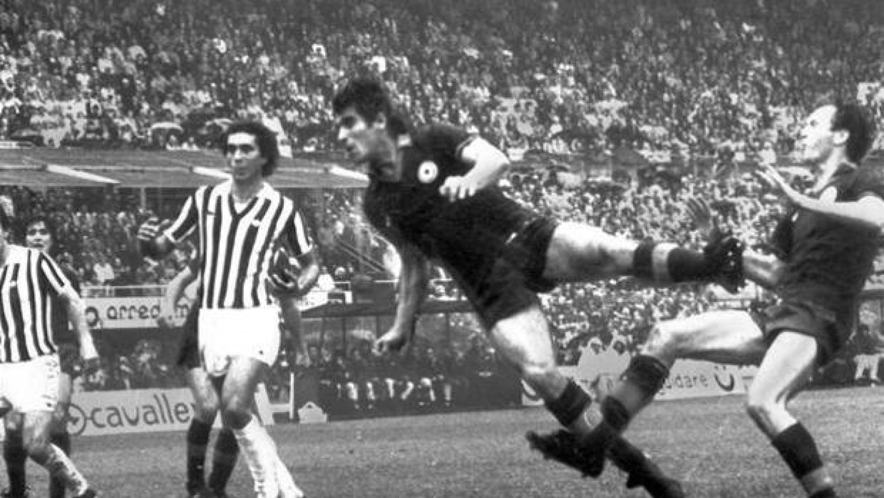 Turone: “Il mio gol annullato una porcata, Conti oggi varrebbe un miliardo” Turone: “Il mio gol annullato una porcata, Conti oggi varrebbe un miliardo”