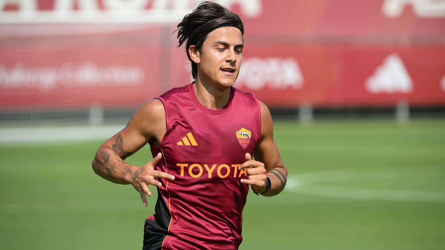 roma dybala subito protagonista a trigoria entusiasmo voglia e forma top