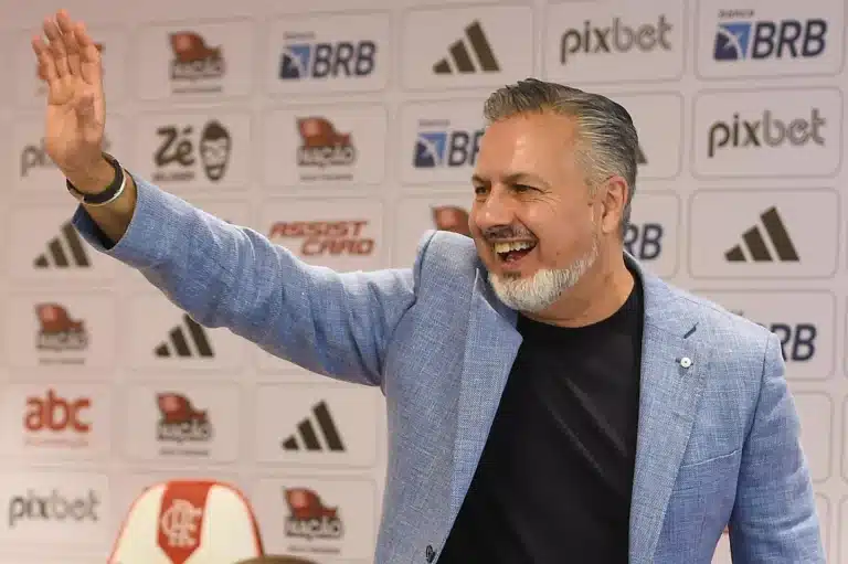José Boto, ds del Flamengo, al centro delle polemiche per la gestione sportiva del club